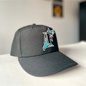 100% Wool Florida Marlins 59FIFTY Fitted Cap